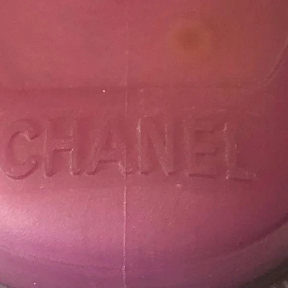 Chanel ankle rain boots kids size 5; waterproof, skid resistant, bleach droplets - Picture 12 of 12